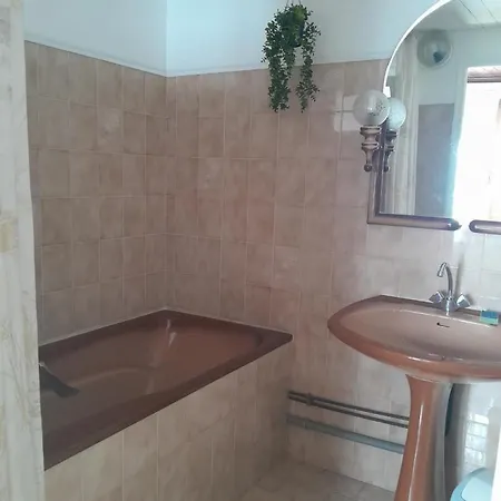 Holiday home Oustal Marcellin